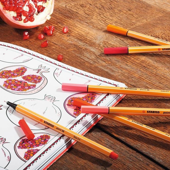 STABILO 88/8-02 - Estuche con 8 Rotuladores de Punta Fina Point 88, Tonos Rojos