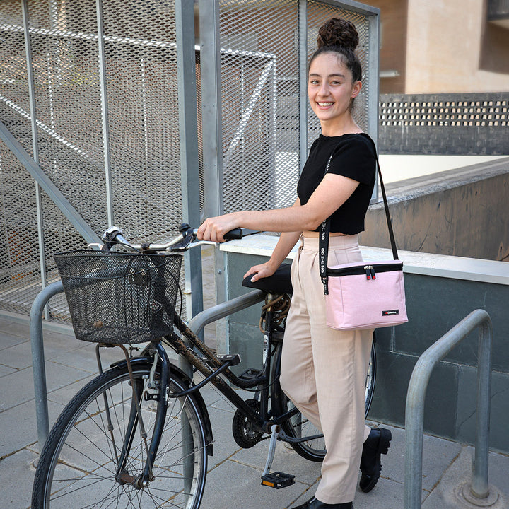 IRIS On the Go - Bolsa Térmica Porta Alimentos 4L con Asa Regulable. Azul