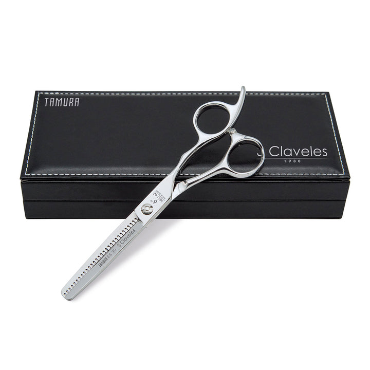 3 Claveles Tamura - Tijera Profesional Peluquero 6" Esculpir ES 30 Acero Forjado en Caliente
