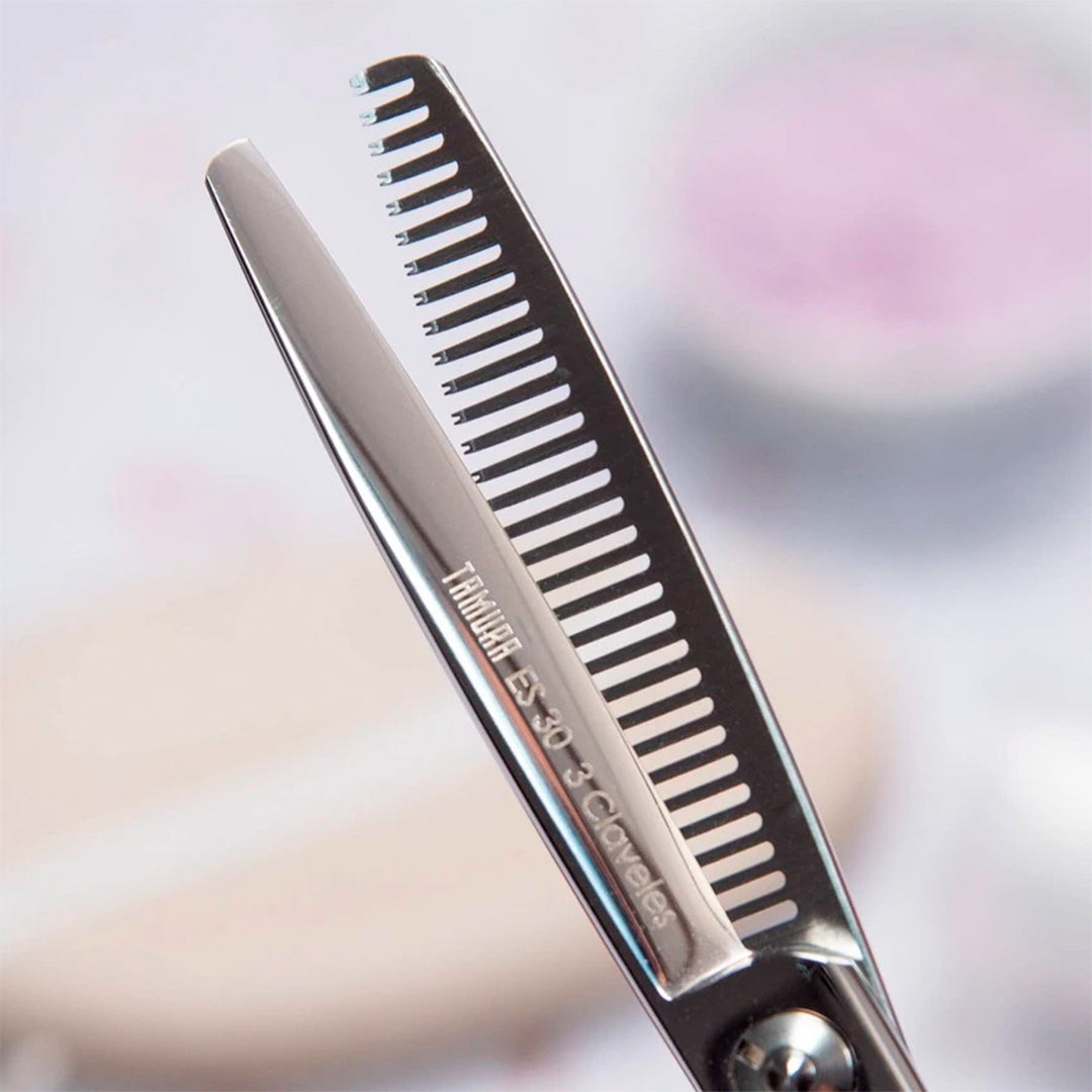3 Claveles Tamura - Tijera Profesional Peluquero 6" Esculpir ES 30 Acero Forjado en Caliente