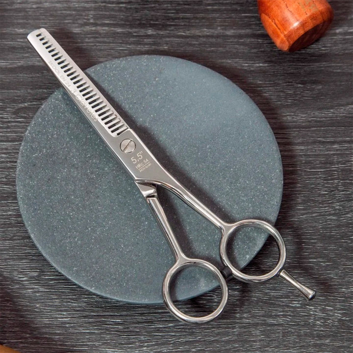 3 Claveles Skool - Tijera Profesional Peluquero 5.5" Entresacar EN 24 Filo Suave Acero Forjado en Caliente