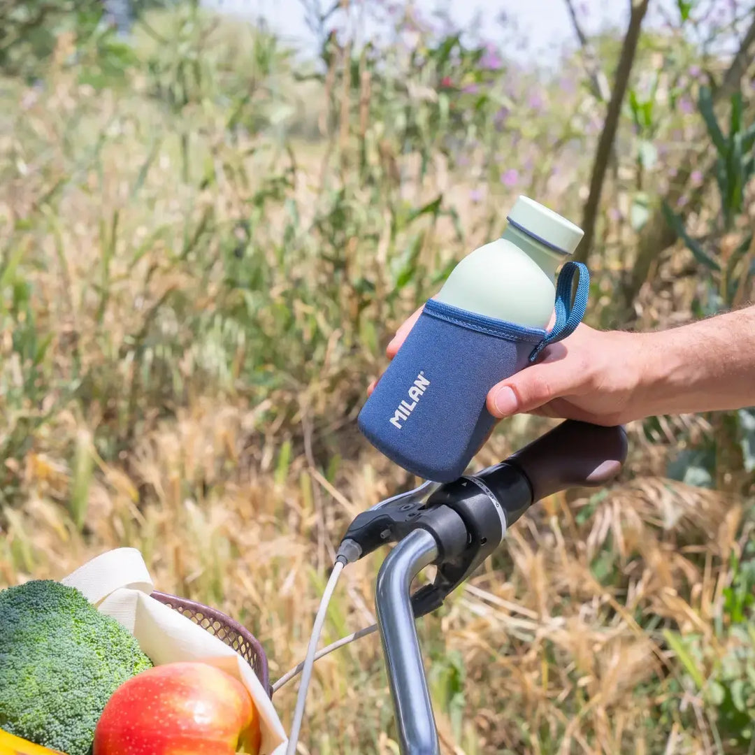 MILAN 1918 - Funda Protectora de Neopreno para Botella Isotérmica de 0.35L Azul