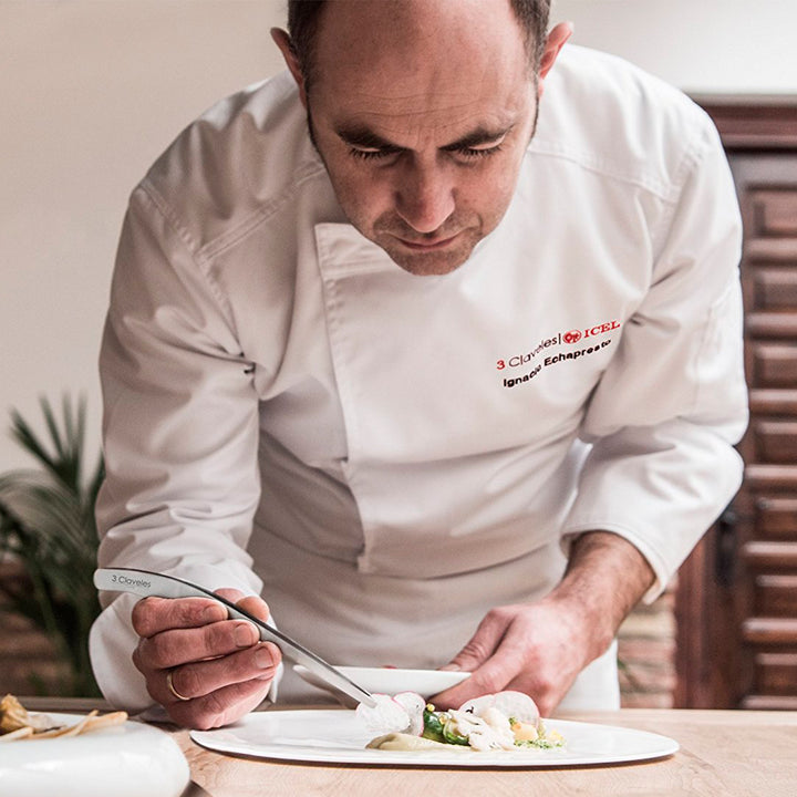 3 Claveles 01178 - Pinzas Ergonómicas en Acero Inoxidable para Sushi y Emplatar 25 cm