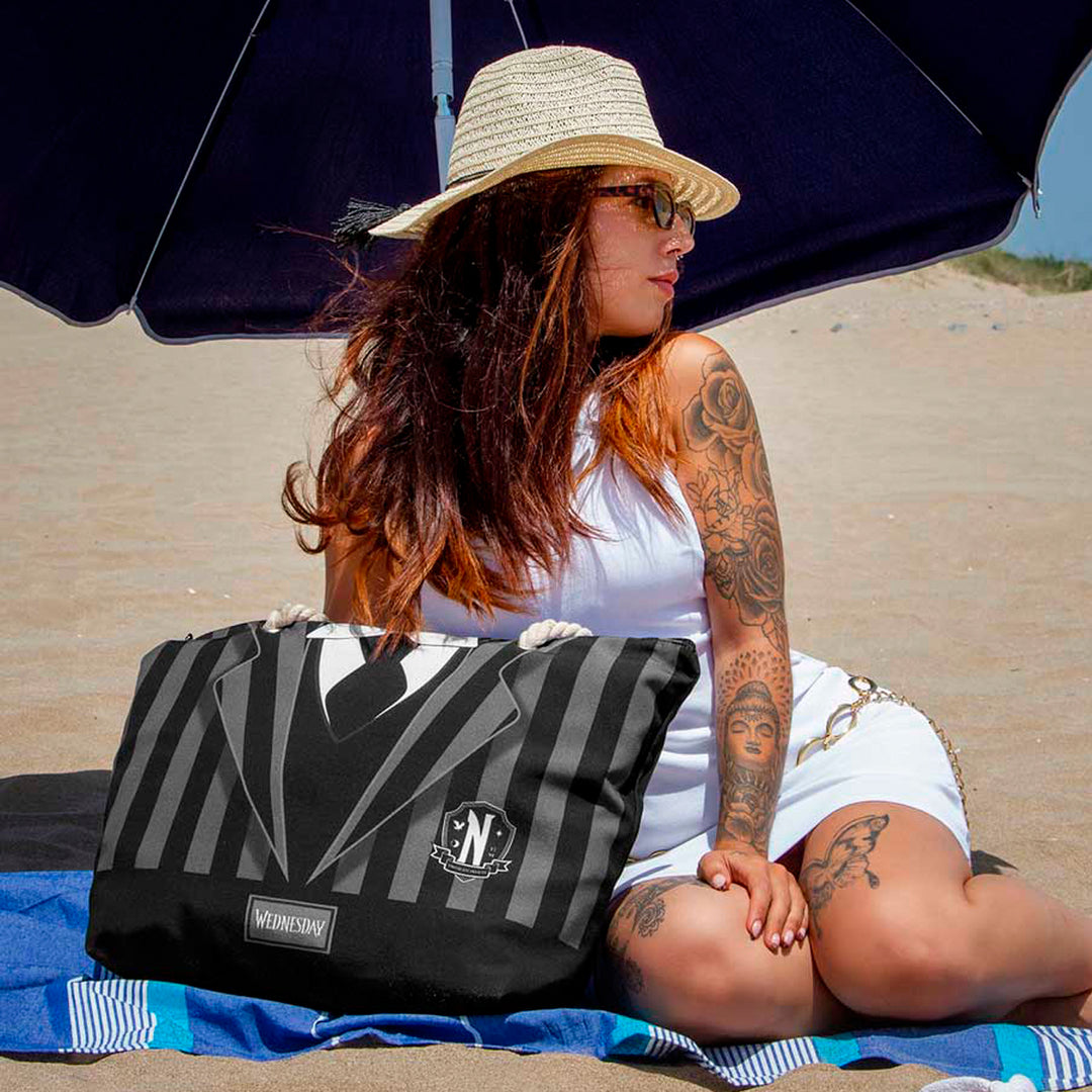 KARACTERMANIA - Bolsa de Playa Soleil con Neceser de Regalo. Miércoles Uniform