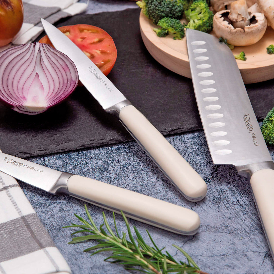 3 Claveles Polar - Cuchillo Santoku Profesional 17.5 cm Acero Forjado y Mango en ABS