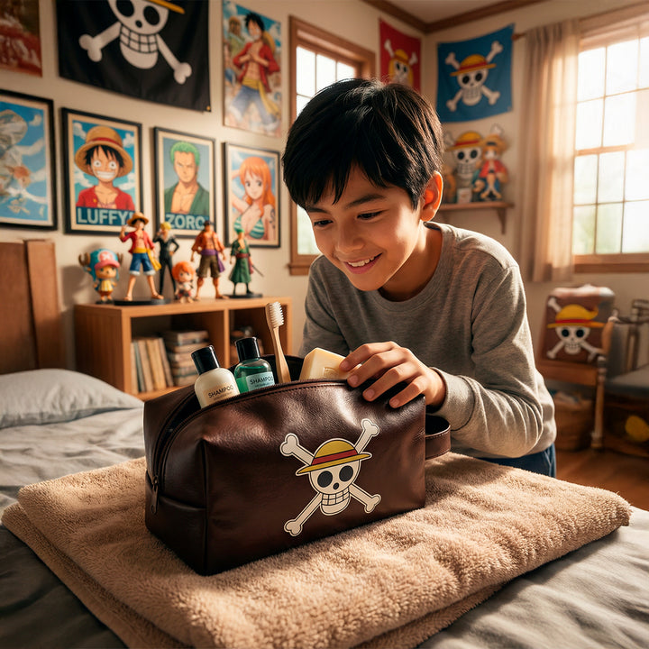 KARACTERMANIA - Neceser de Viaje y Mochila Brick Plus One Piece Skull. Marrón
