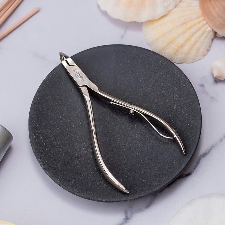 3 Claveles - Alicate para Cutículas 10 cm. Acero al Carbono Forjado en Caliente