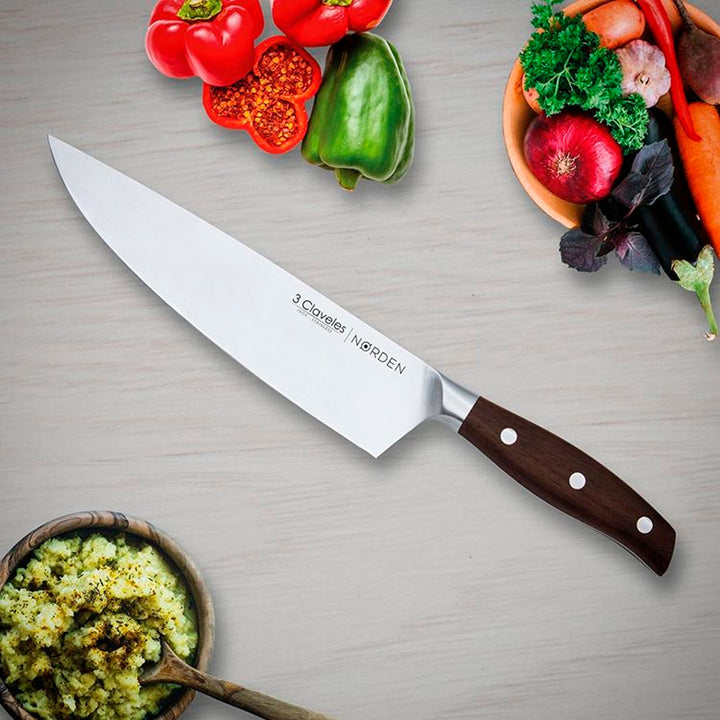 3 Claveles Norden - Cuchillo Cocinero Profesional 20 cm Acero Forjado y Mango de Roble