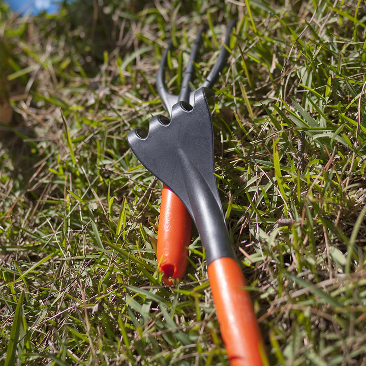 Plastiken 10022 - Escoba de Jardín Resistente y Ergonómica. Coleccion TERRA